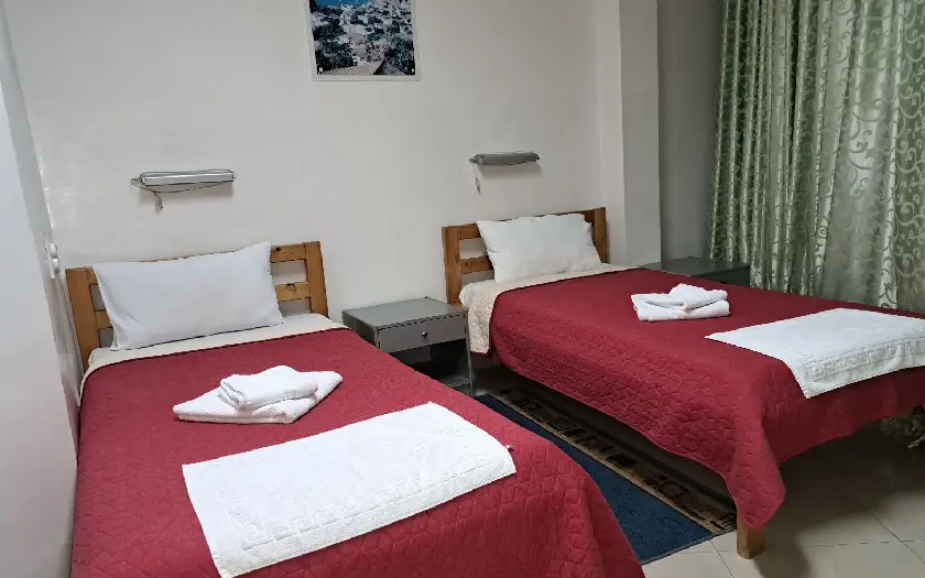 hotel-pirot-2-bed-room_no10_2