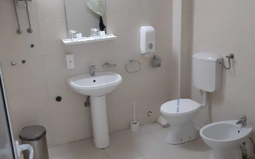 hotel-pirot-2-bed-room_no6_1