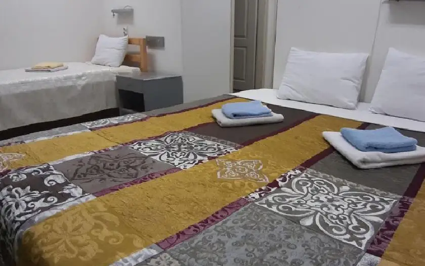 hotel-pirot-2-bed-room_no9_3